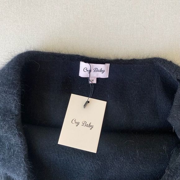 Cry Baby Off Shoulder Top - Picture 2 of 2